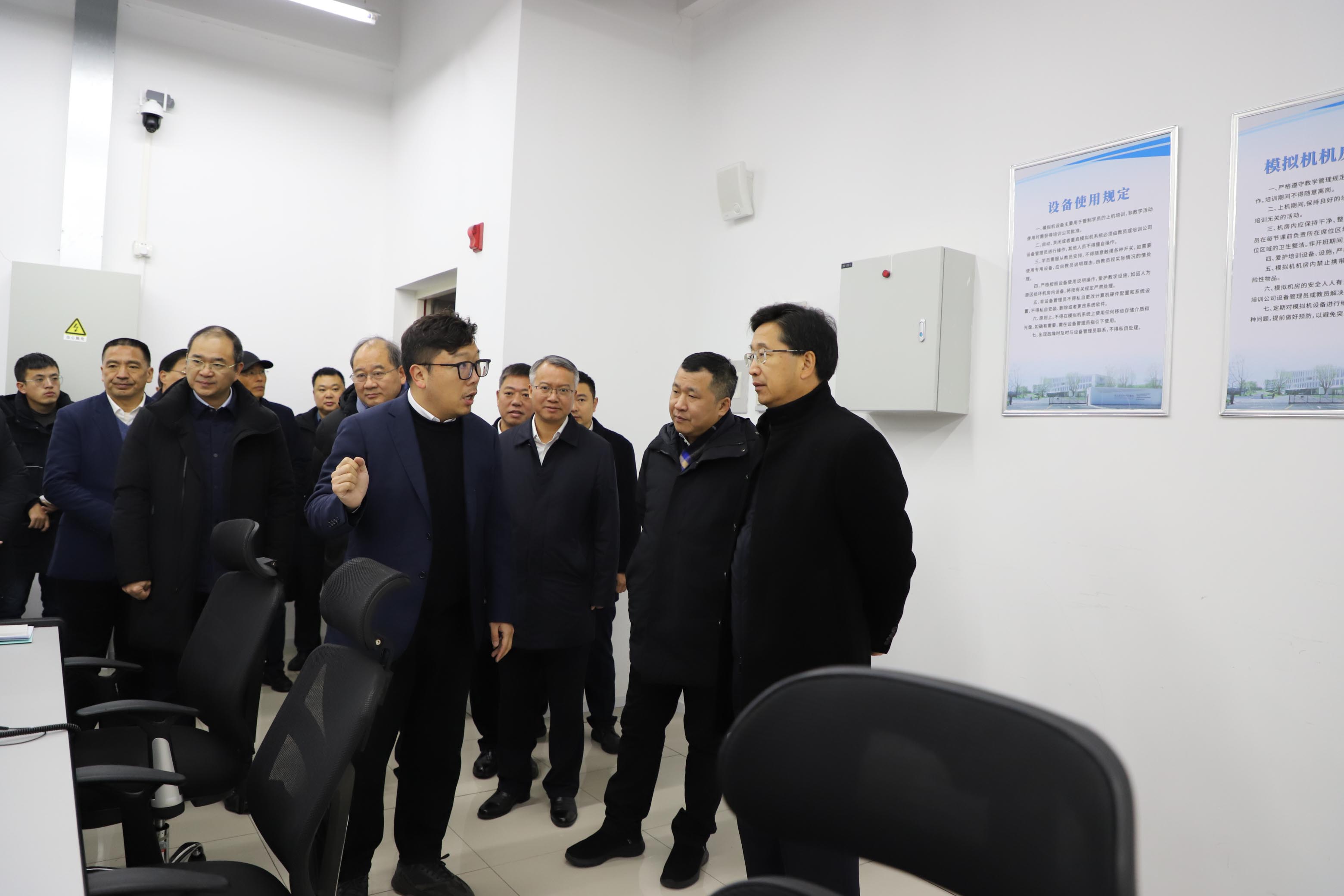 省人大常委會(huì)黨組書記、副主任陳金彪調(diào)研浙江航空產(chǎn)學(xué)研基地